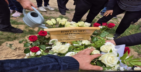 Mer. Mehmet �smet ALTUNOK'un Defin S�reci - Almanya / BERL�N